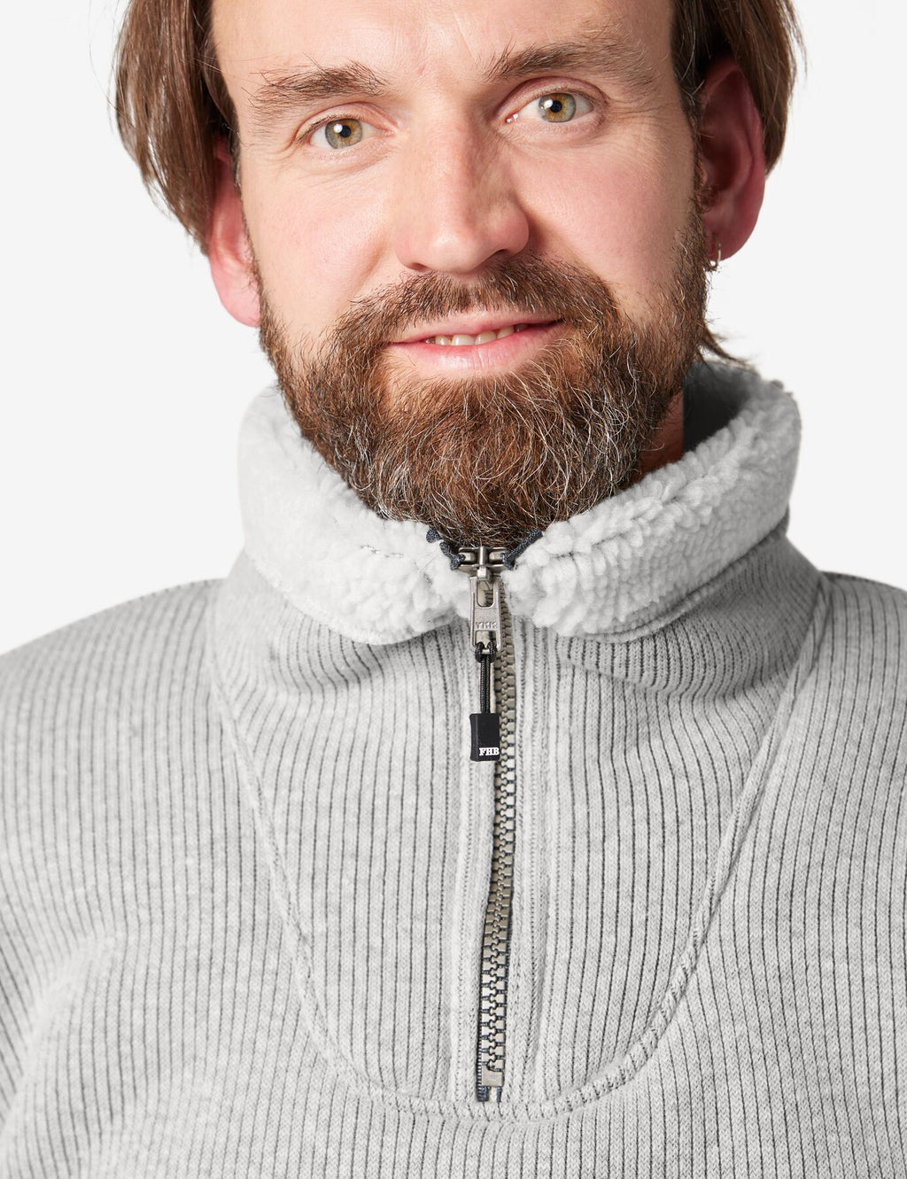 Robert Troyer 33344 – Grau